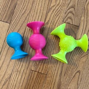 Pip Squigz Suction Cup & Rattle Toy Set